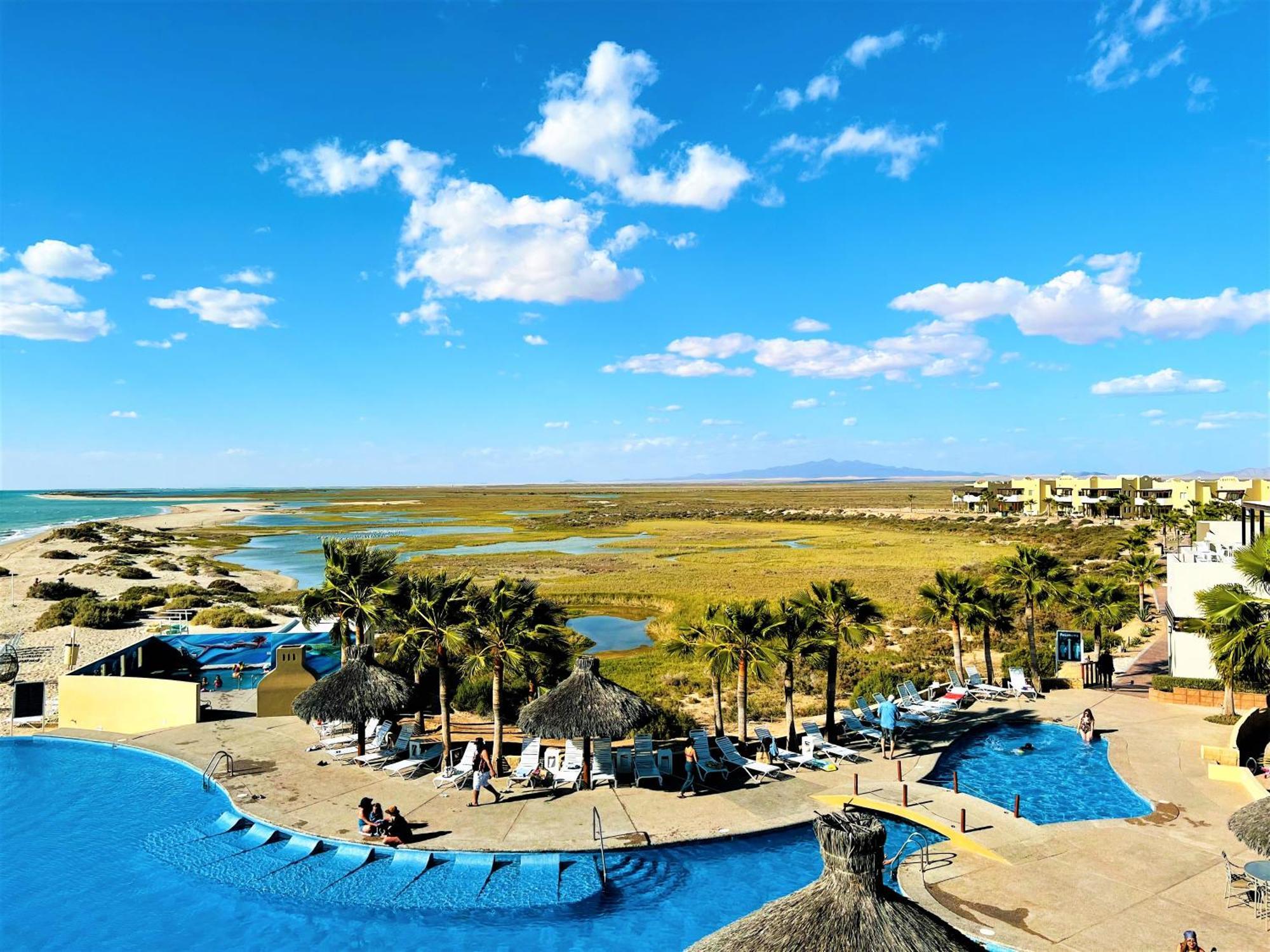 Rocky Point - Ocean Front - King - Suites - Sleeps12 - Gated - Pools Wi-Fi Bahia La Choya エクステリア 写真